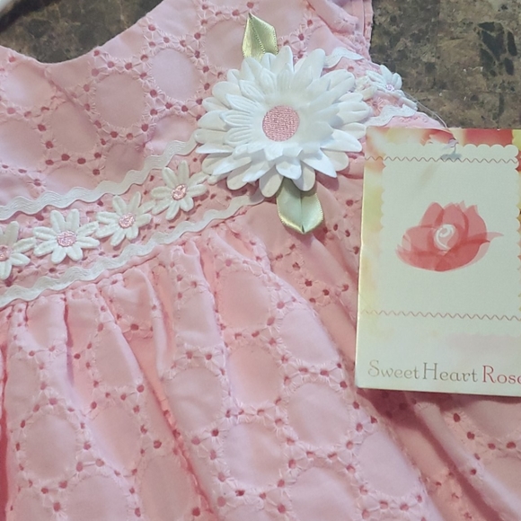 Pink girl dress - Picture 4 of 4
